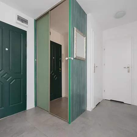 Elegancki W Warszawie Z Balkonem I Wanna By Rent Like Warsaw