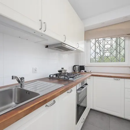 Elegancki W Warszawie Z Balkonem I Wanna By Rent Like Appartamento
